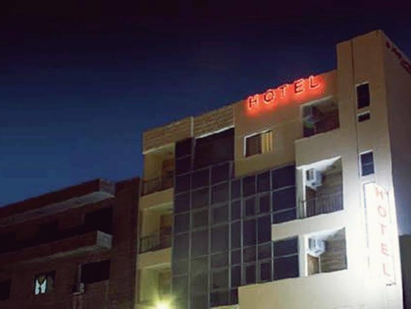 Golden Rose Hotel Aqaba Exteriör bild